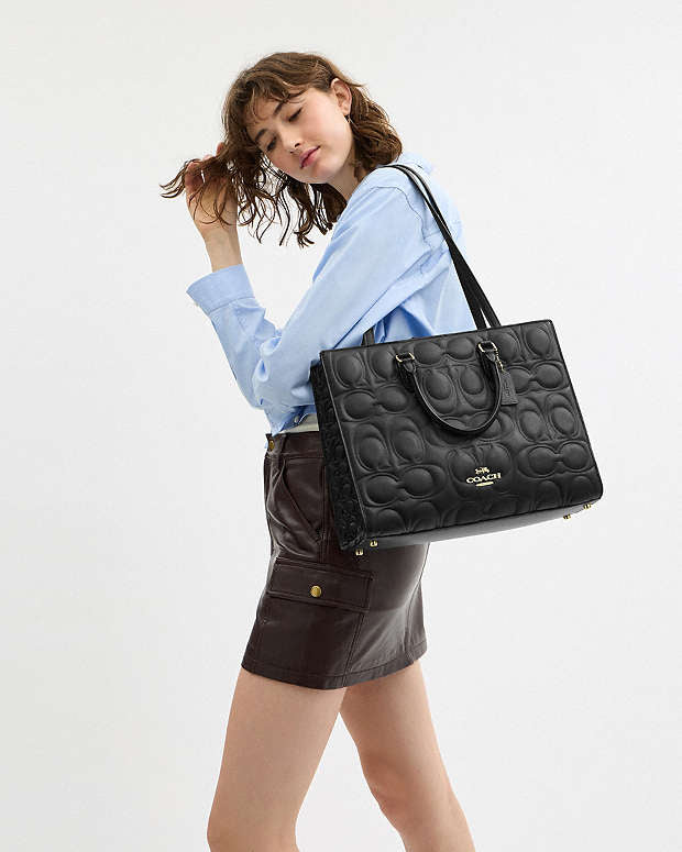 Maggie Tote Bag In Signature Leather