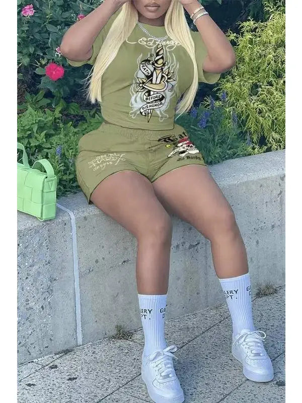 Graphic T Shirt and Shorts Set