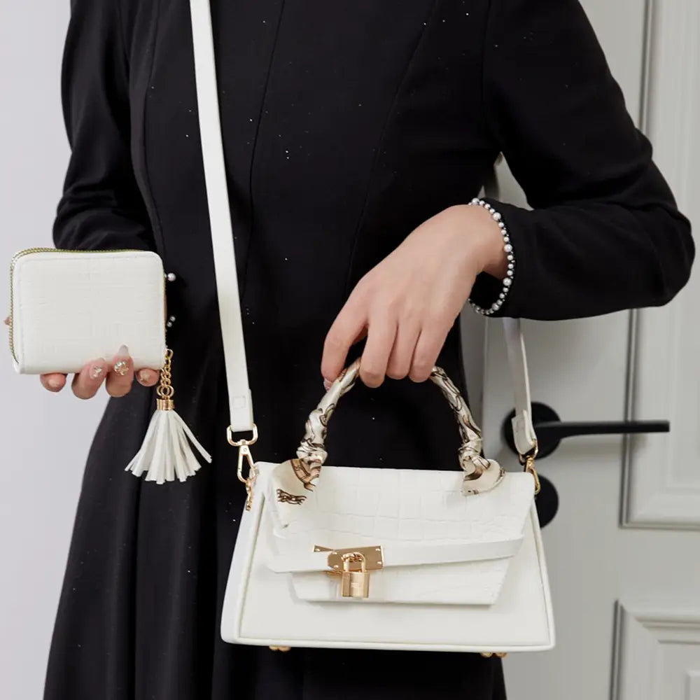 2IN1 Fashion Croc Smooth Texture Key Lock Scarf